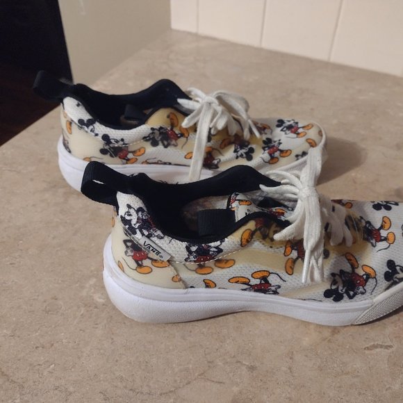 Vans X Disney Mickey Mouse Ultrarange Rapidweld Running Sneakers - Picture 1 of 3